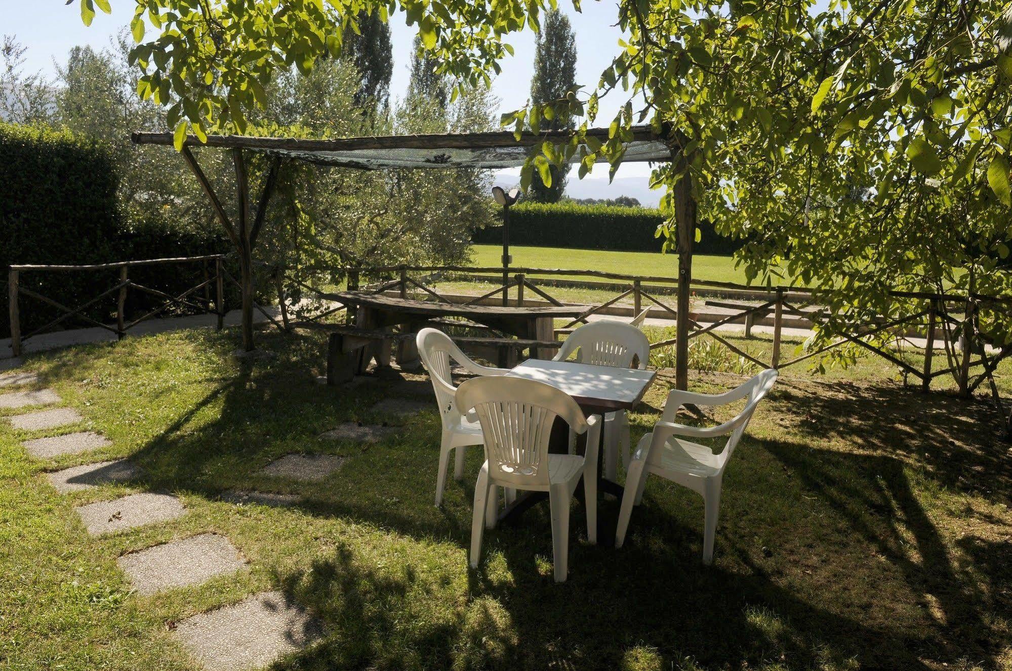 Agriturismo La Mora Assisi Buitenkant foto